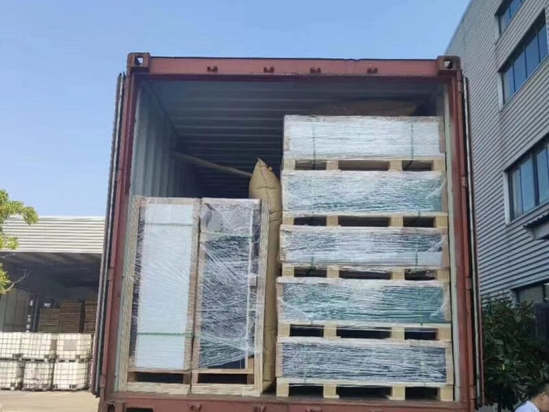 acrylic and ps sheet loading (20)